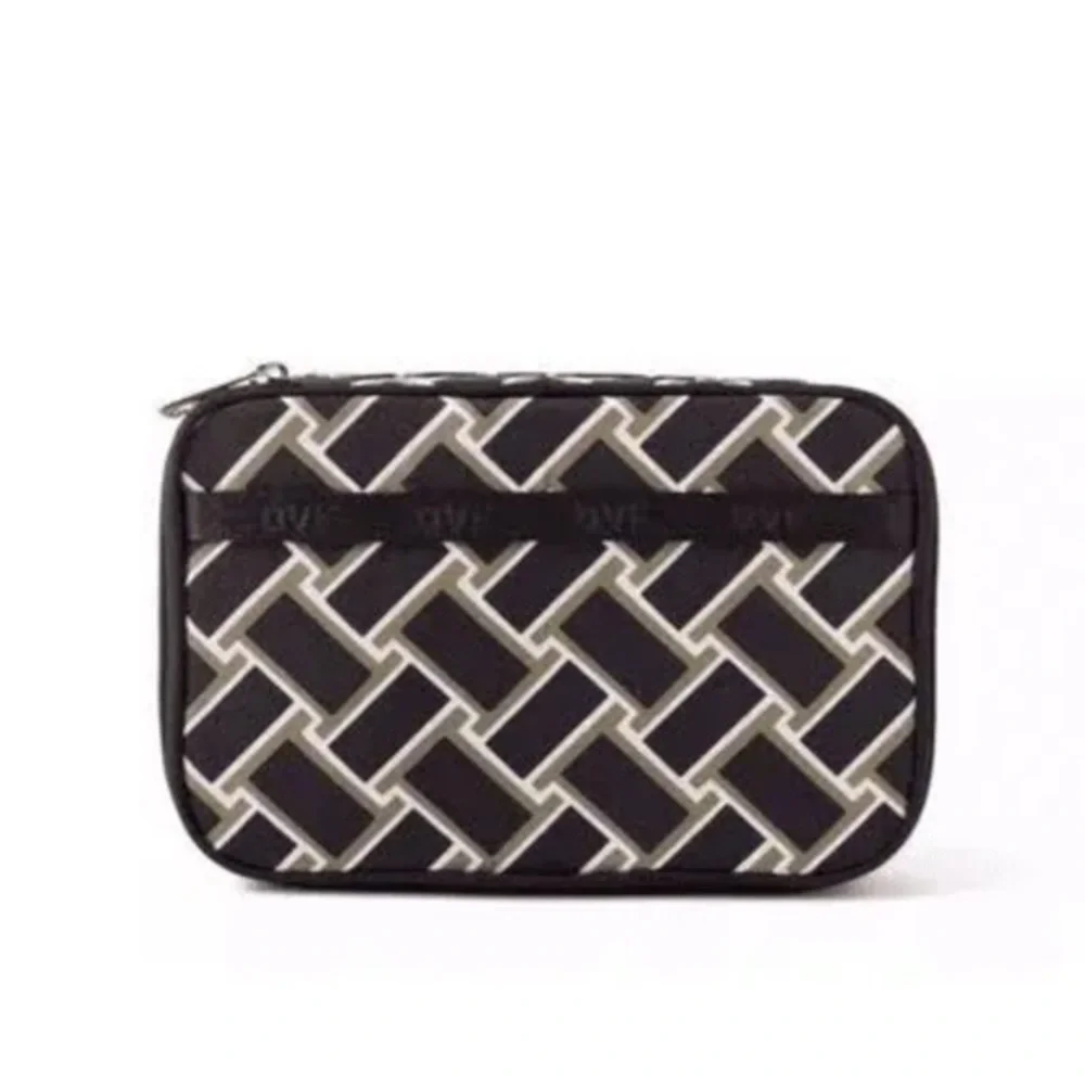 NWT Diane Von Furstenberg Neutral Black Vintage Weave Jewelry Organizer